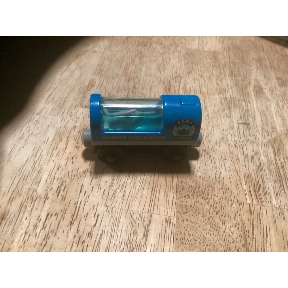 Thomas Wooden Railway Sodor Aquarium Shark Car Learning Curve Blue Train 2003